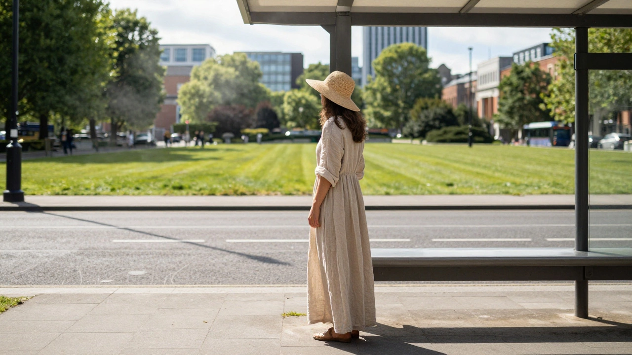 Best Clothing for Extreme Heat in Ireland: Staying Cool in Summer